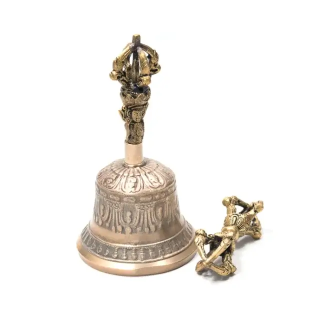 Campana y dorje en un fondo blanco.